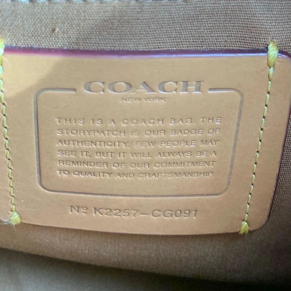 Coach Field Tote 22 Signature Denim Black FINAL MARK DOWN - Picture 14 of 15